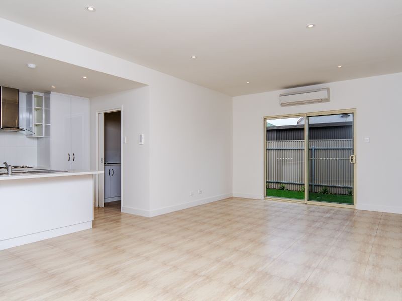 4/12 Whinnerah Avenue, Aldinga Beach SA 5173