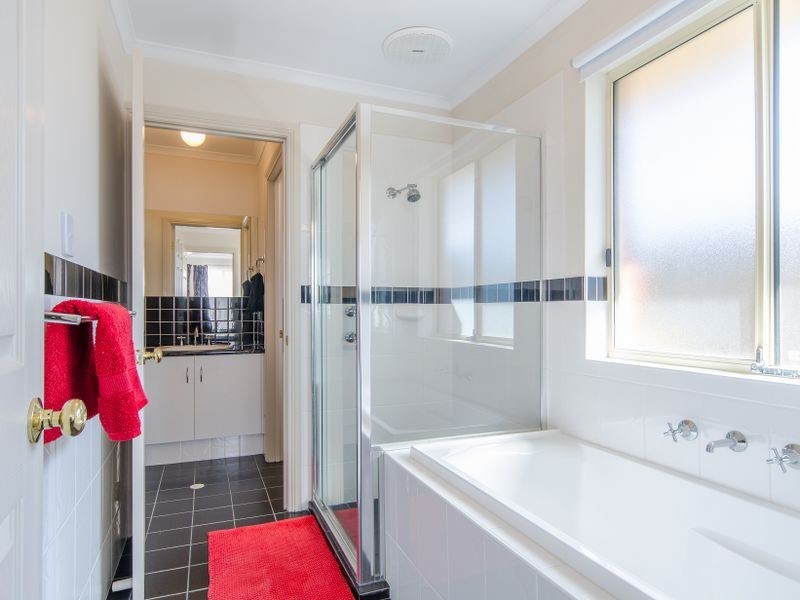 8 Cobalt Place, Aldinga Beach SA 5173