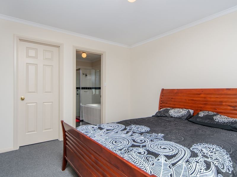 8 Cobalt Place, Aldinga Beach SA 5173