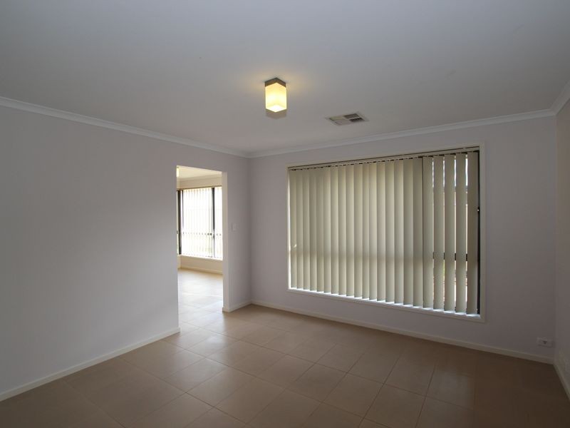 25 Kipsy Street, Aldinga Beach SA 5173