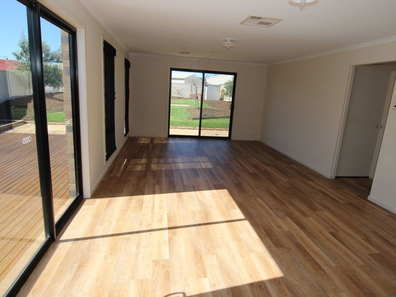 38 Seahaven Way, Aldinga Beach SA 5173