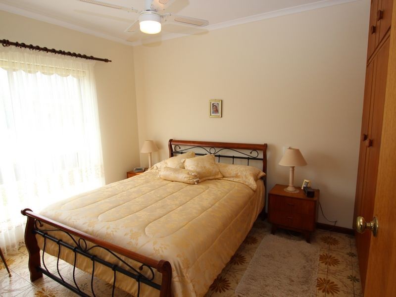 50 Coolangatta Drive, Aldinga Beach SA 5173