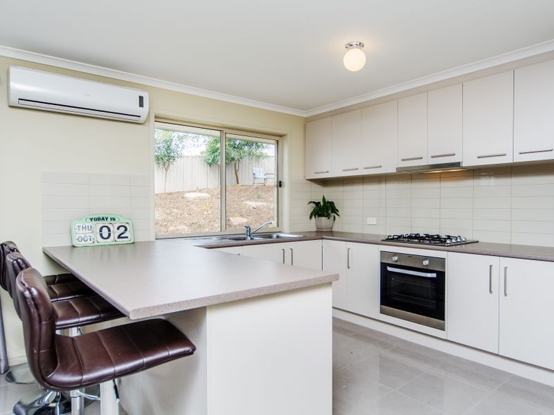 10 Melfort Road, Huntfield Heights SA 5163