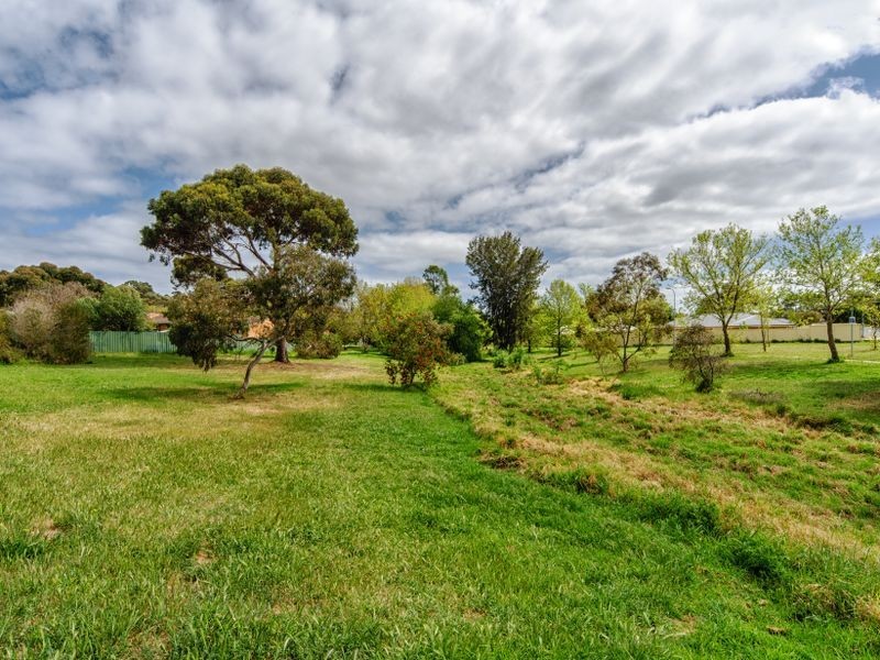 10 Melfort Road, Huntfield Heights SA 5163