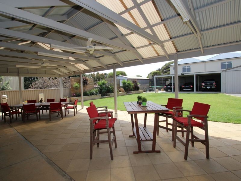 155 Esplanade, Aldinga Beach SA 5173