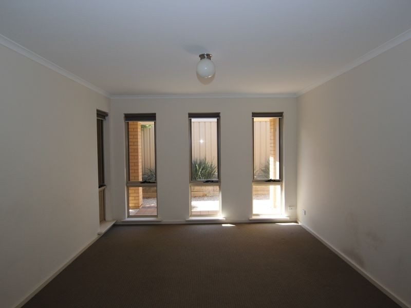 8 Mistletoe Street, Aldinga Beach SA 5173