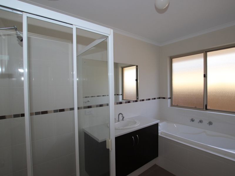 8 Mistletoe Street, Aldinga Beach SA 5173