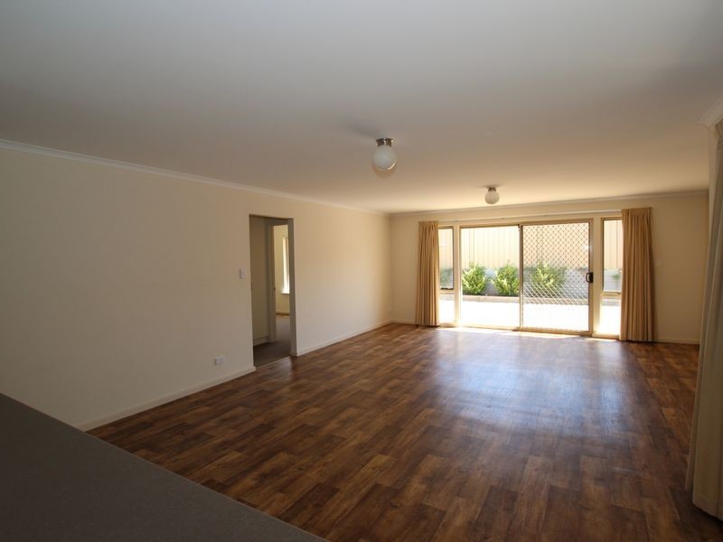 8 Mistletoe Street, Aldinga Beach SA 5173