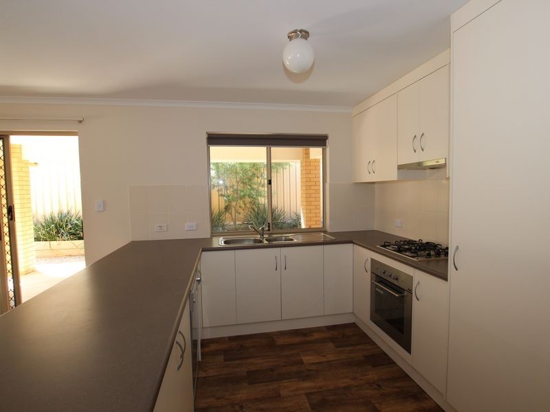 8 Mistletoe Street, Aldinga Beach SA 5173