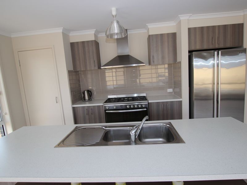 40 Matelot Street, Seaford Meadows SA 5169