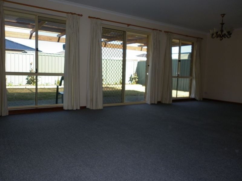 212 Aldinga Beach Road, Aldinga Beach SA 5173