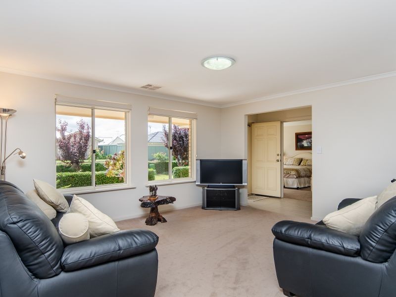 8 Evergreen Court, Aldinga Beach SA 5173
