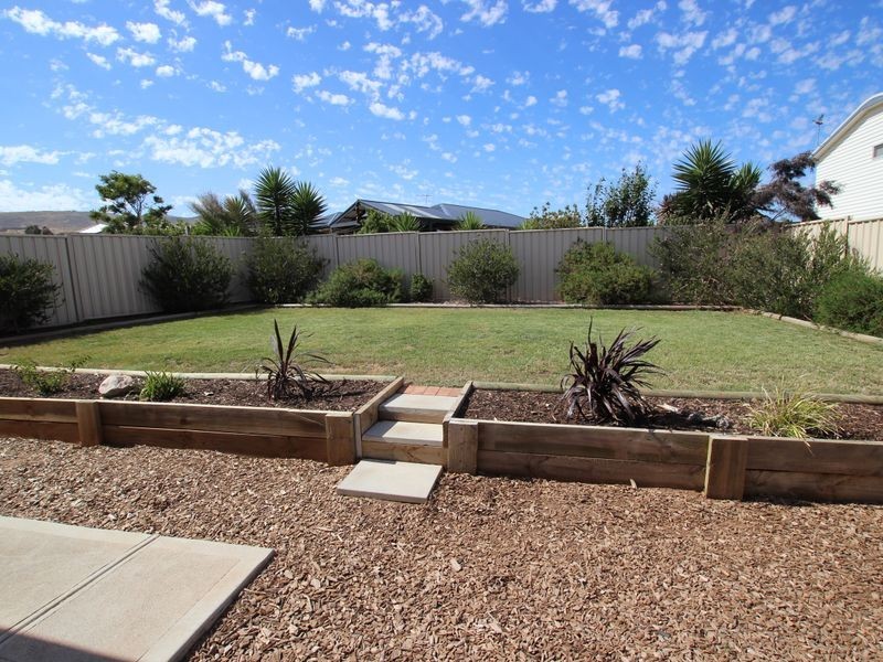 2 Arcadia Crescent, Sellicks Beach SA 5174