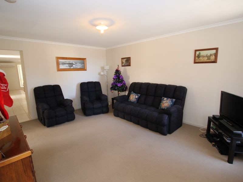 2 Arcadia Crescent, Sellicks Beach SA 5174