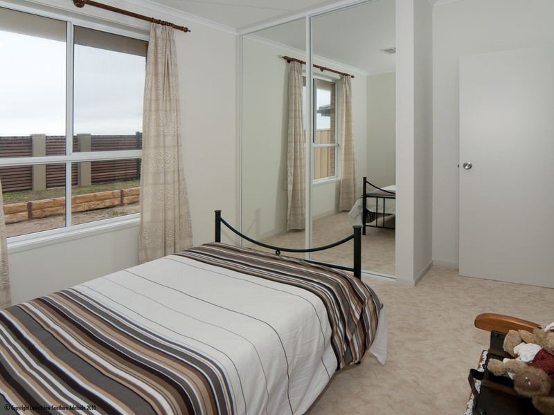 9 Knoll Avenue, Aldinga Beach SA 5173