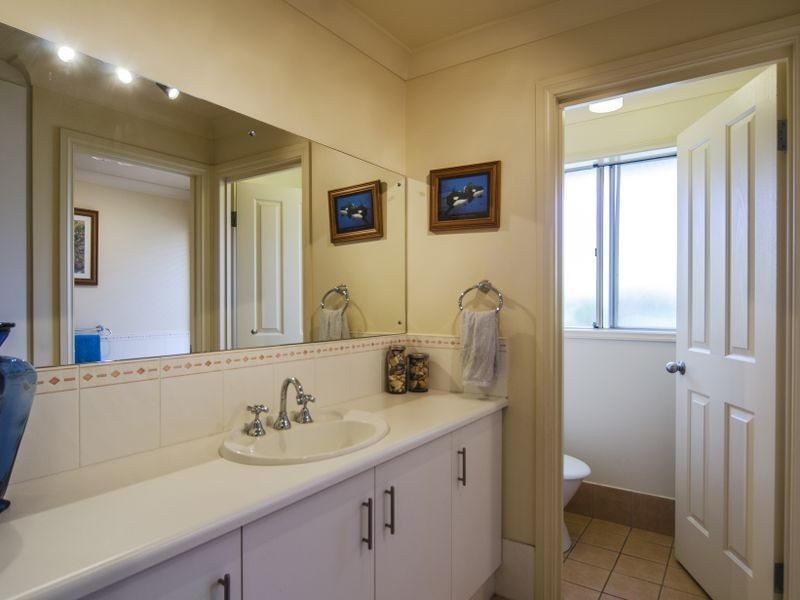 5 Rose Crescent, Mclaren Flat SA 5171