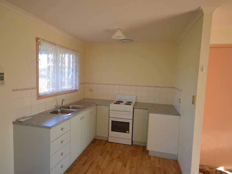 14 Stirling Cres, Aldinga Beach SA 5173