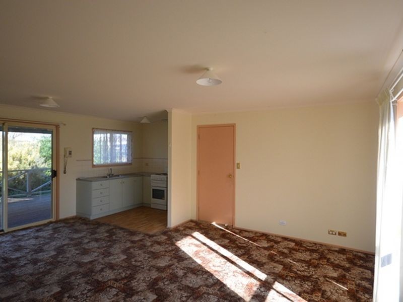 14 Stirling Cres, Aldinga Beach SA 5173