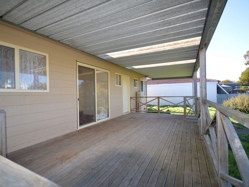 14 Stirling Cres, Aldinga Beach SA 5173