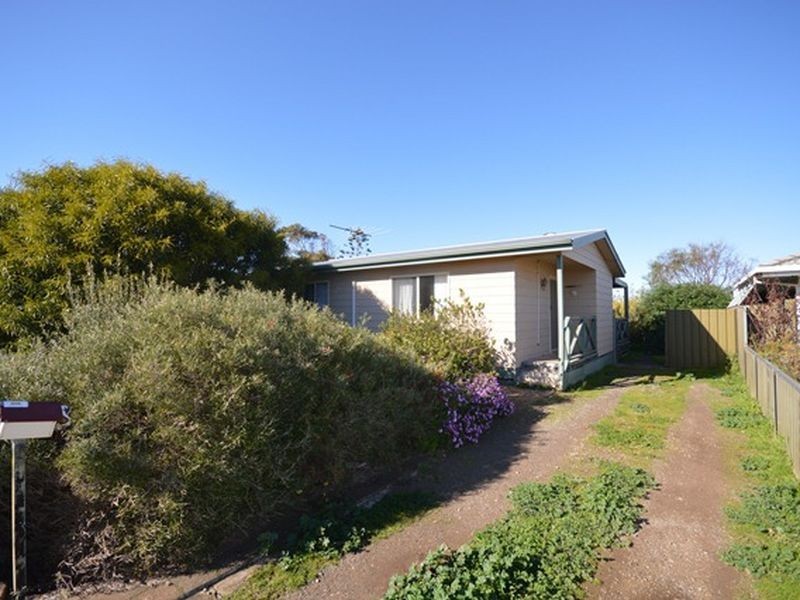 14 Stirling Cres, Aldinga Beach SA 5173