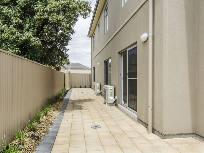 Unit 2/156 Esplanade, Aldinga Beach SA 5173