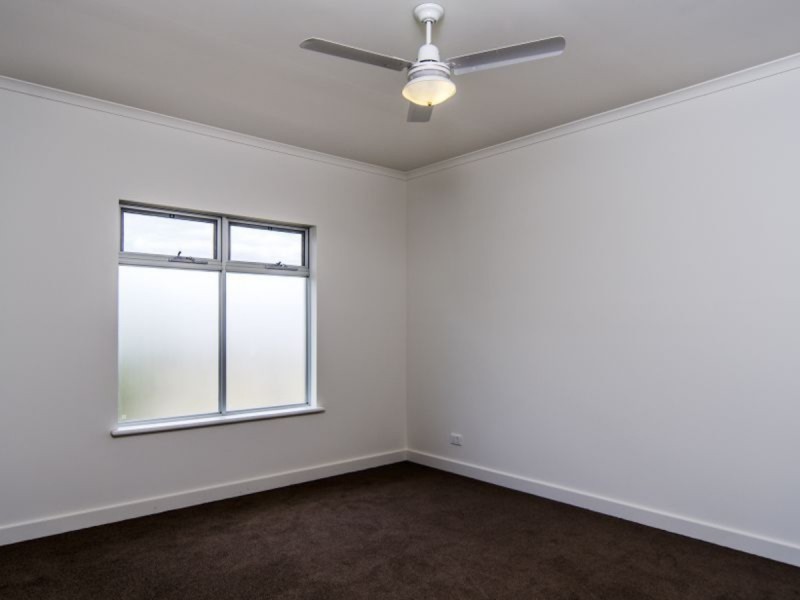 Unit 2/156 Esplanade, Aldinga Beach SA 5173