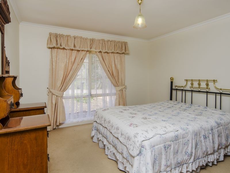 77 Paringa Parade, Old Noarlunga SA 5168
