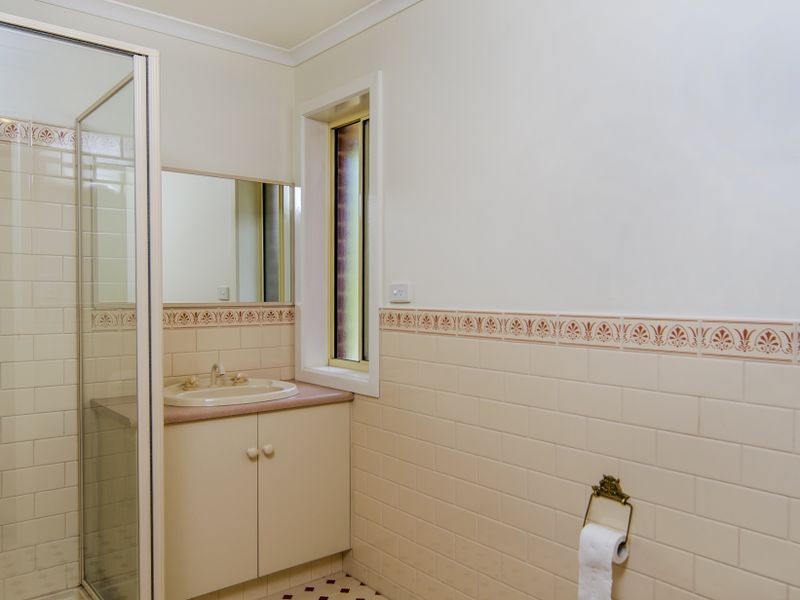 77 Paringa Parade, Old Noarlunga SA 5168