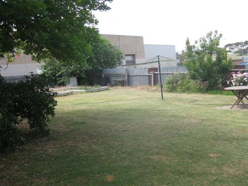 2 Price Street, Christies Beach SA 5165