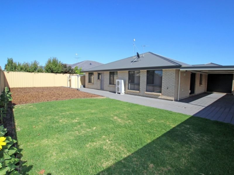 5 Burton Bank, Aldinga Beach SA 5173