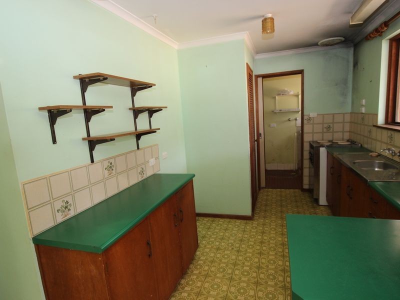 4 Irving Road, Aldinga Beach SA 5173