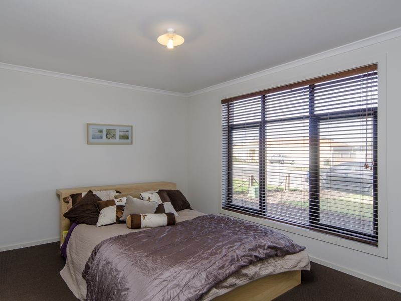 34 Oriana Drive, Sellicks Beach SA 5174