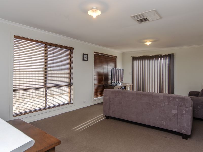 34 Oriana Drive, Sellicks Beach SA 5174