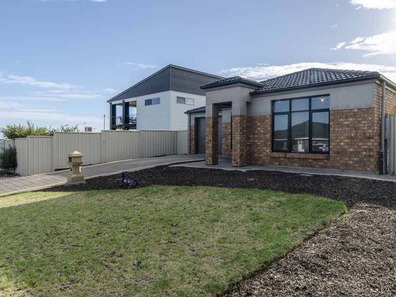 34 Oriana Drive, Sellicks Beach SA 5174