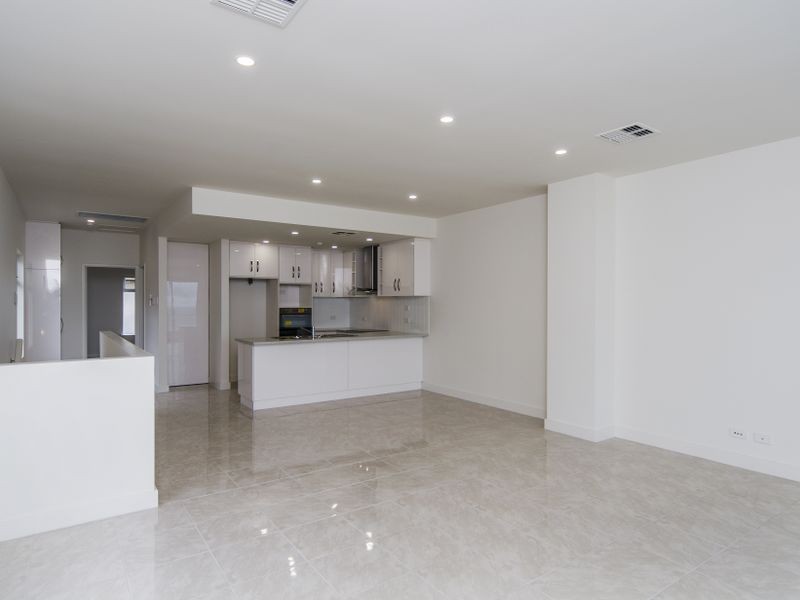 Unit 3/156 Esplanade, Aldinga Beach SA 5173