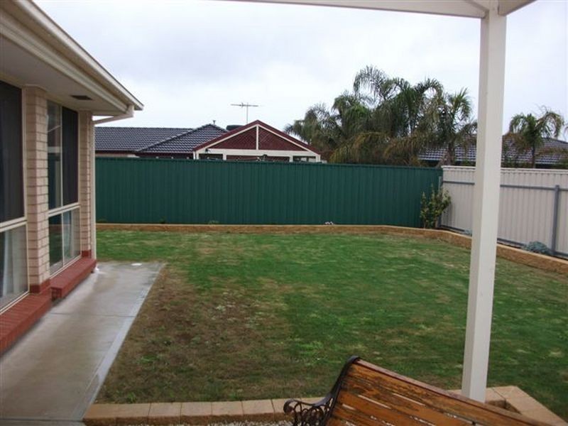 32 Pridham Boulevard, Aldinga Beach SA 5173