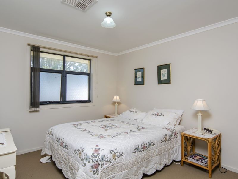 5 Arcadia Cres, Sellicks Beach SA 5174