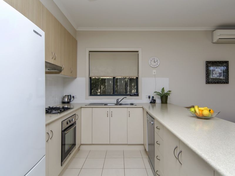 5 Arcadia Cres, Sellicks Beach SA 5174