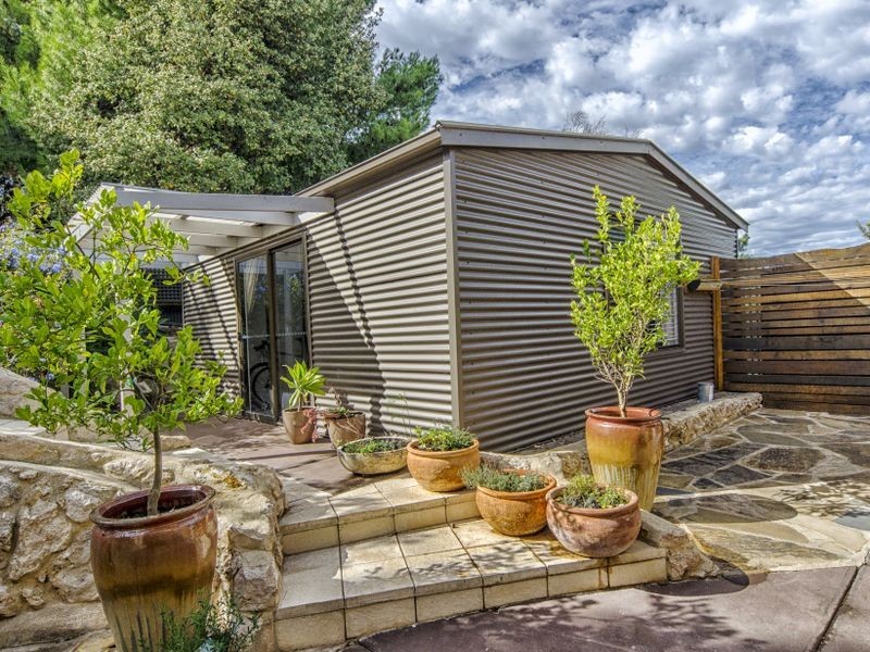 6 Caralue Street, Port Willunga SA 5173
