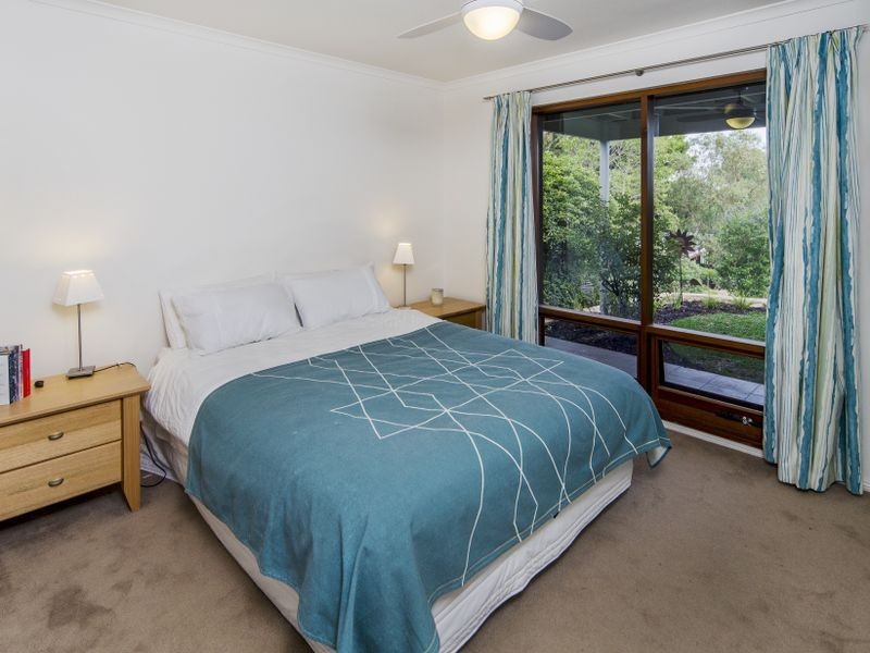 6 Caralue Street, Port Willunga SA 5173