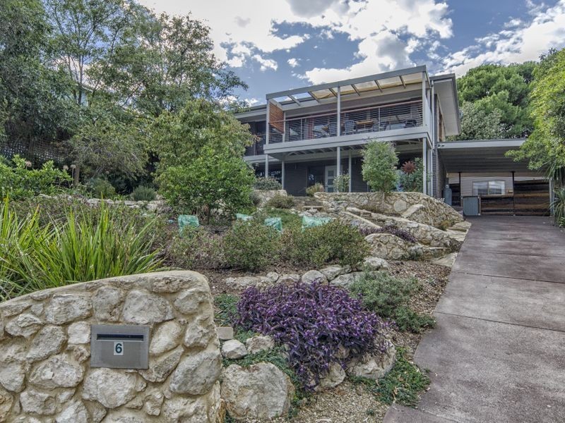 6 Caralue Street, Port Willunga SA 5173