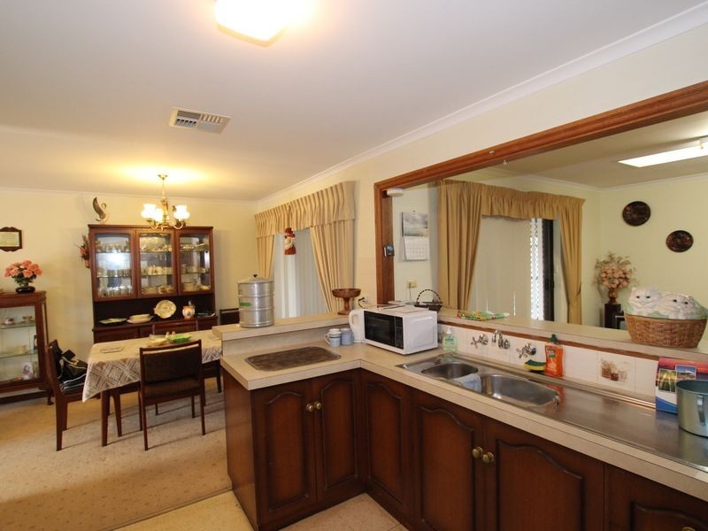5 South Park Way, Mclaren Vale SA 5171