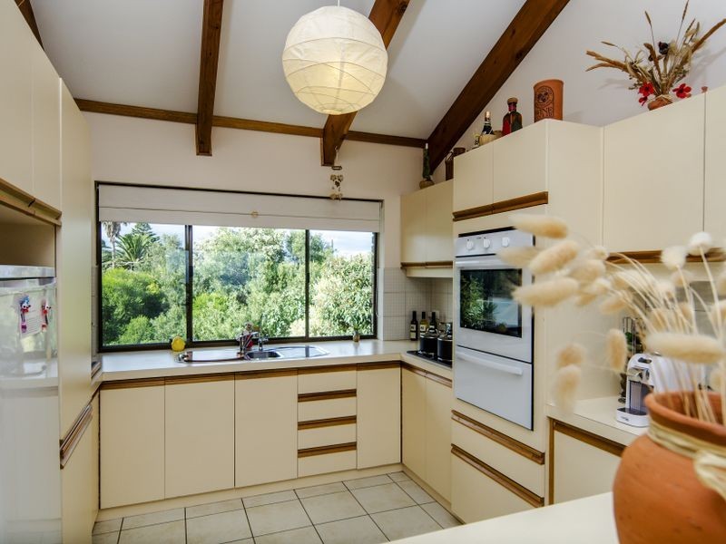 74 Esplanade, Aldinga Beach SA 5173
