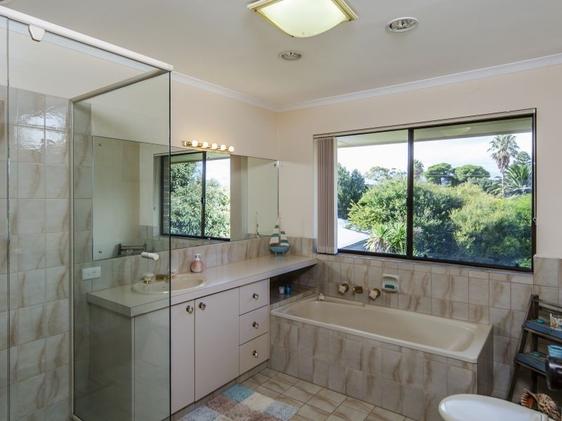 74 Esplanade, Aldinga Beach SA 5173