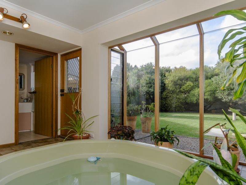 74 Esplanade, Aldinga Beach SA 5173