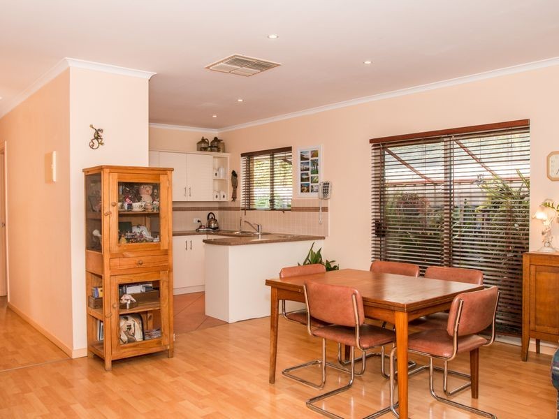 1/24 Smugglers Drive, Seaford Rise SA 5169