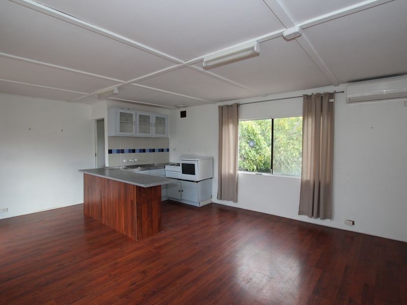 8 Hamilton Road, Aldinga Beach SA 5173