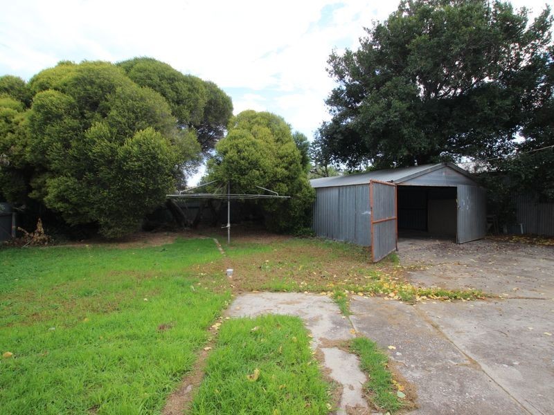 8 Hamilton Road, Aldinga Beach SA 5173