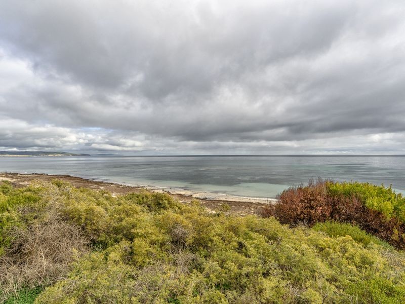 Unit 1 156 Esplanade, Aldinga Beach SA 5173