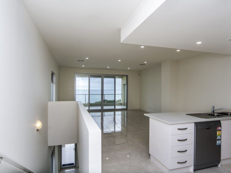 Unit 1 156 Esplanade, Aldinga Beach SA 5173